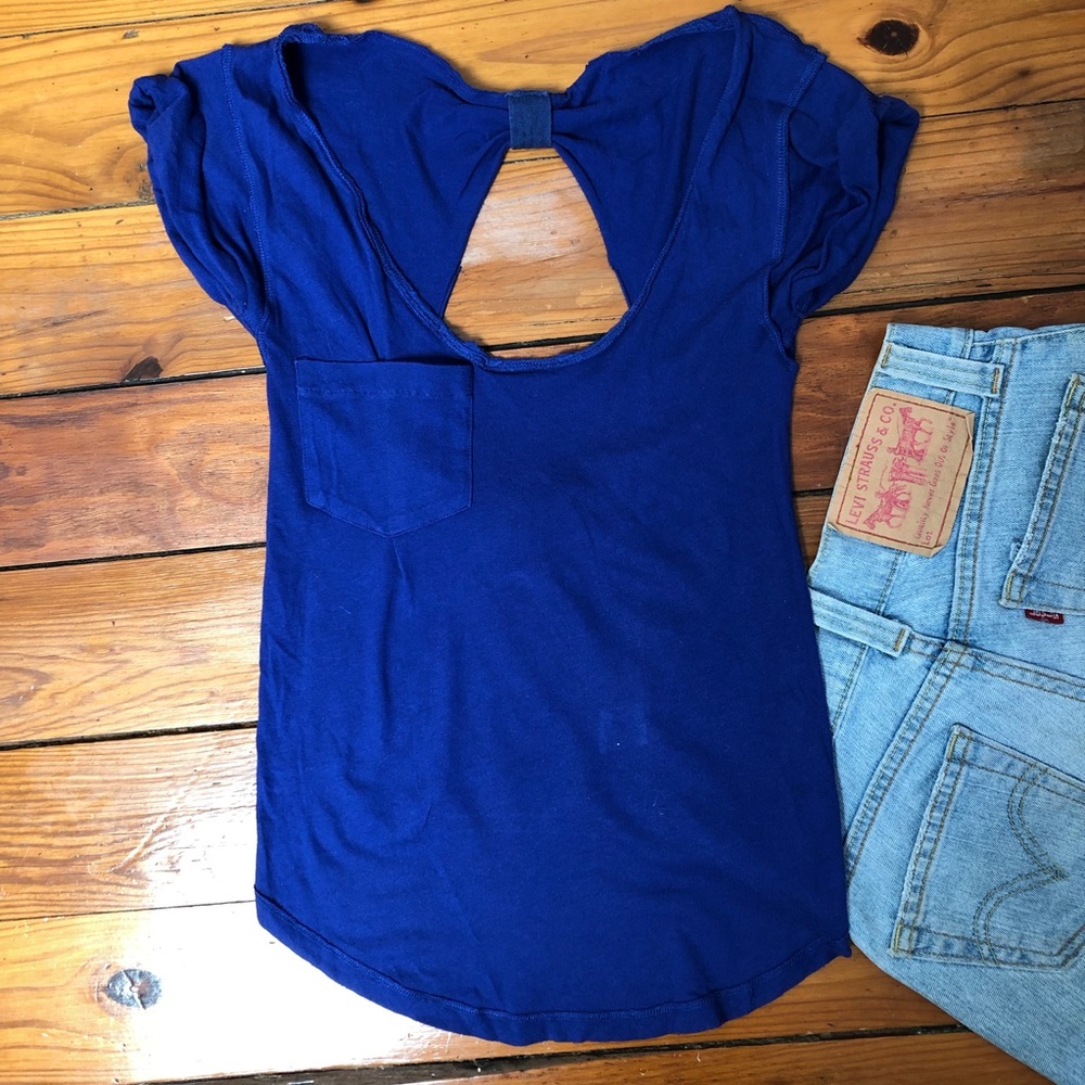 Free people 💜 backless blue t shirt XS
